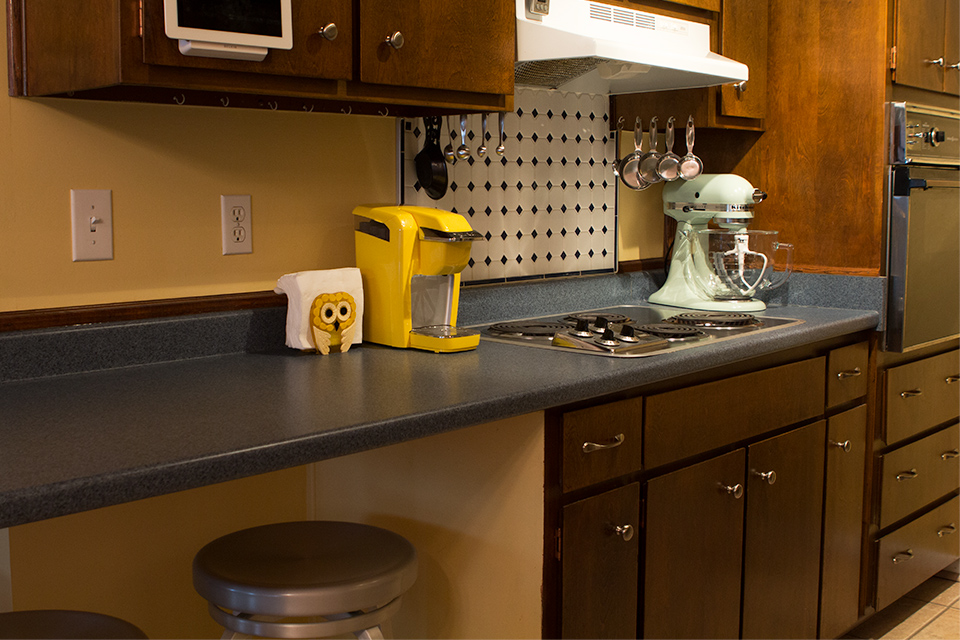 House Tour: Small Galley Kitchen